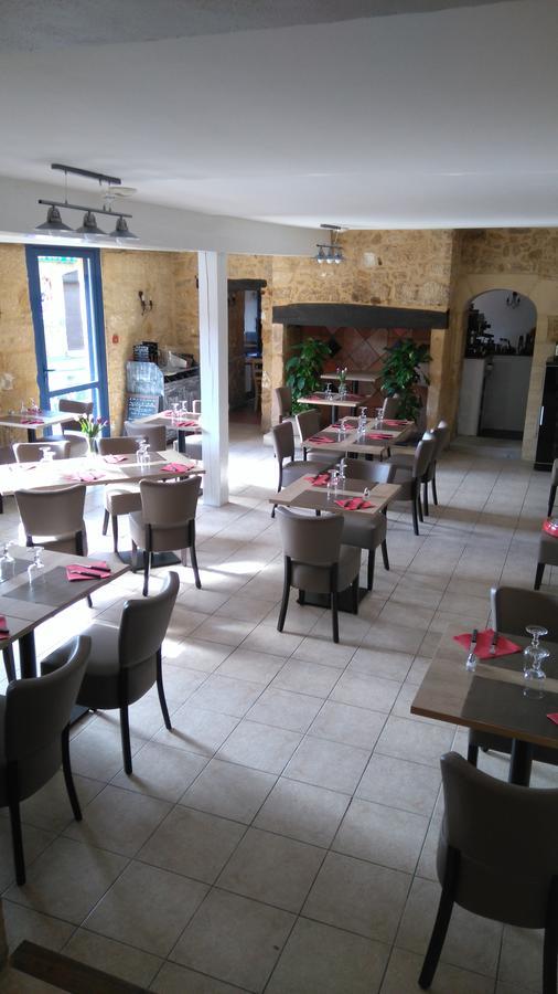 Hotel Restaurant La Traverse Cénac-et-Saint-Julien Exteriör bild