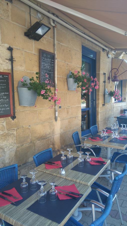 Hotel Restaurant La Traverse Cénac-et-Saint-Julien Exteriör bild